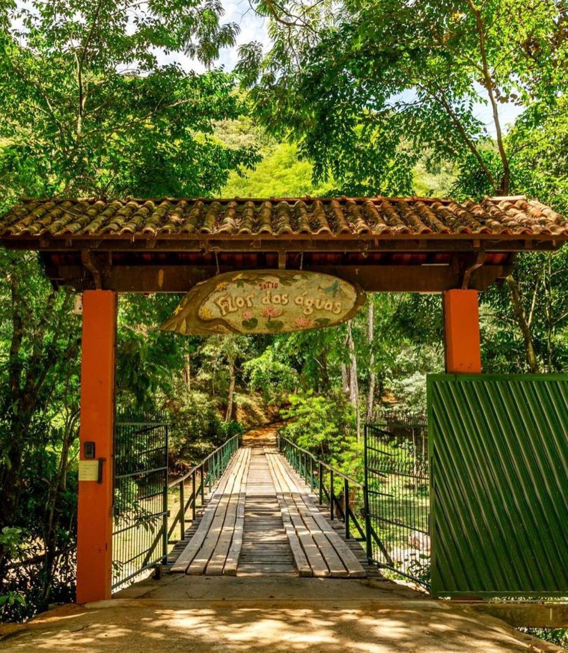 Sitio Flor Das Aguas Lumiar Bagian luar foto